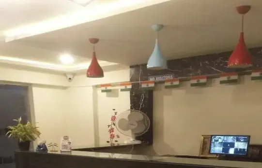 Hotel Royalwood Premier - Domlur