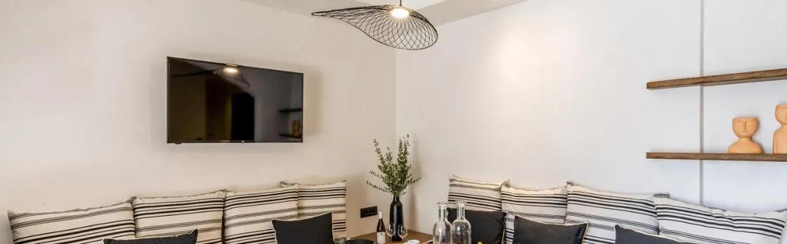 Amer Suites