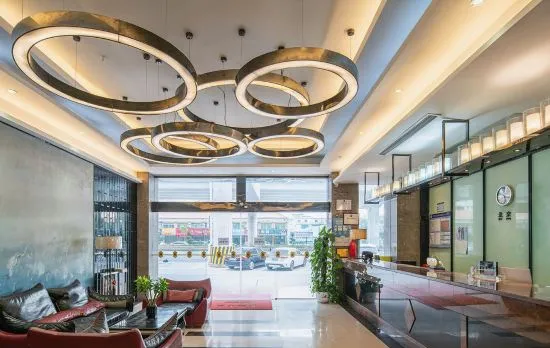 Penguin E-sport Hotel