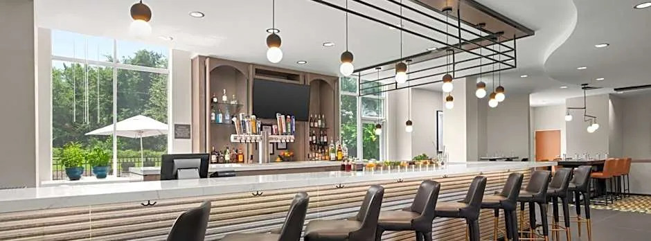 Delta Hotels Colonial Heights