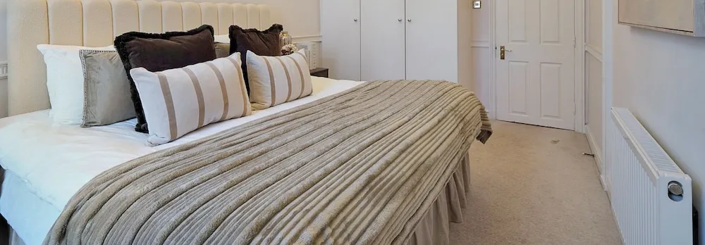 Hertford Flat 12