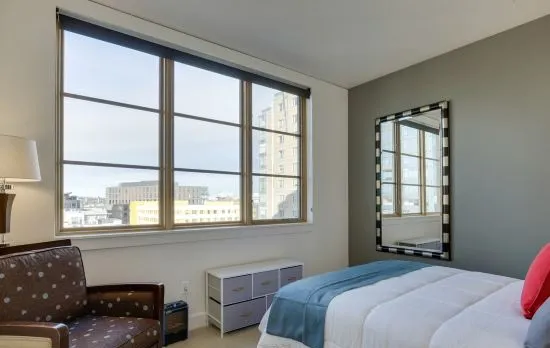 Work from Anywhere, Fast Wifi, Great Amenities and Free Parking