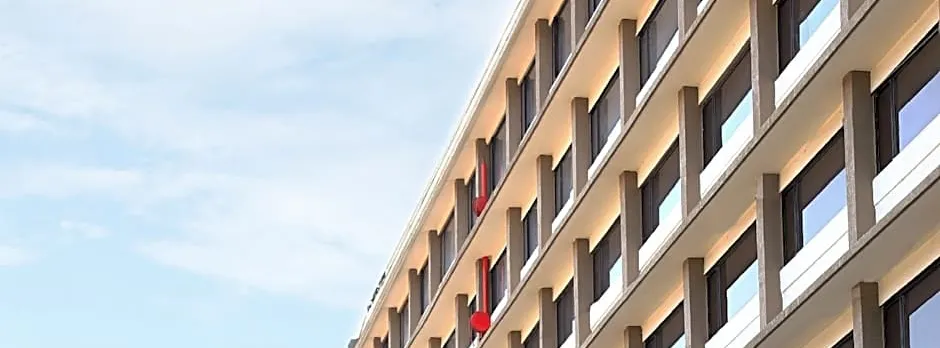 Hotel Heritage (formerly known as Comfort Inn Heritage)