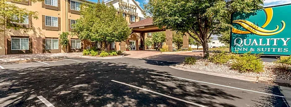 Quality Inn & Suites University Fort Collins