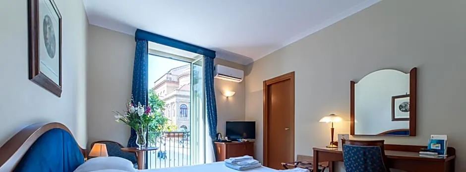 Massimo Plaza Hotel