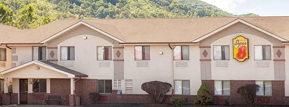 Super 8 by Wyndham Norton VA