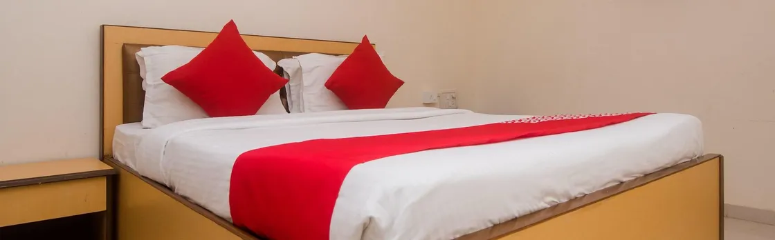 Capital O Hotel Orbit Inn Near Infiniti Mall