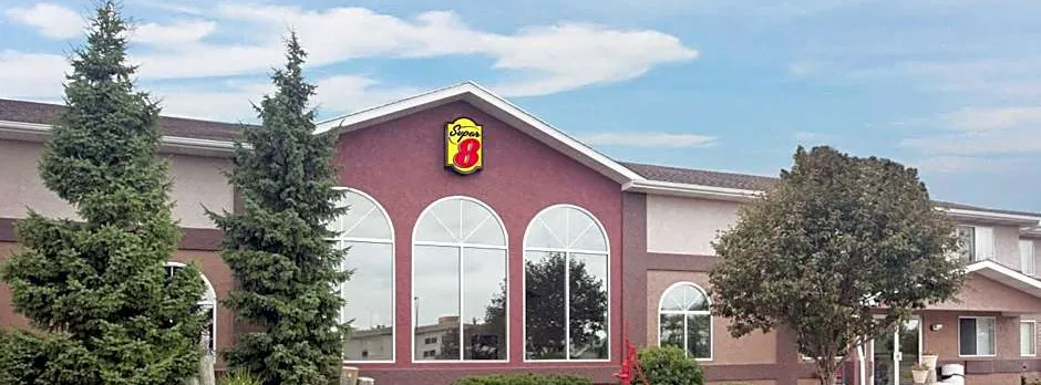 Super 8 by Wyndham West Branch