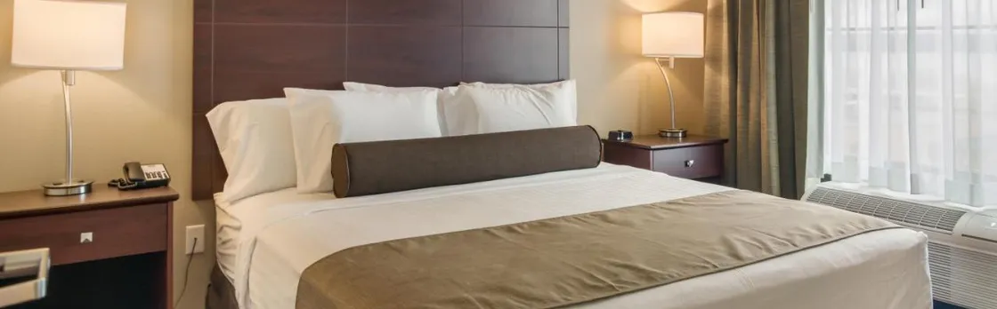 Cobblestone Inn & Suites Menomonie