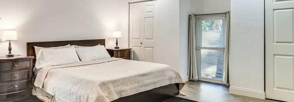 4 Mi to Dtwn St Pete! Pet-friendly Home w/ Yard