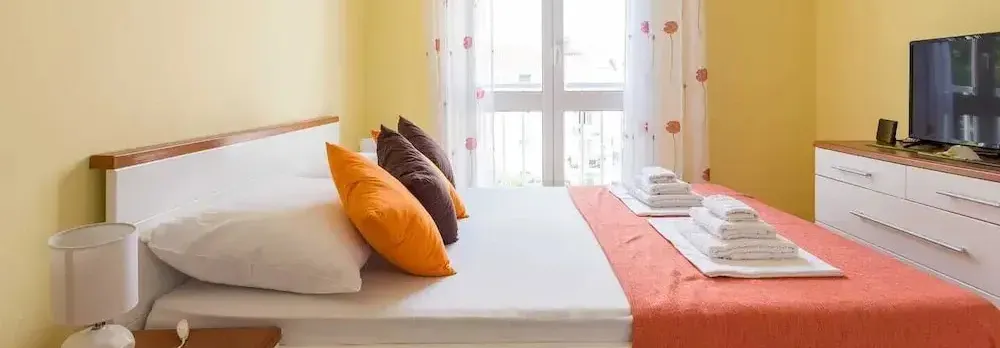 Apartment Mins