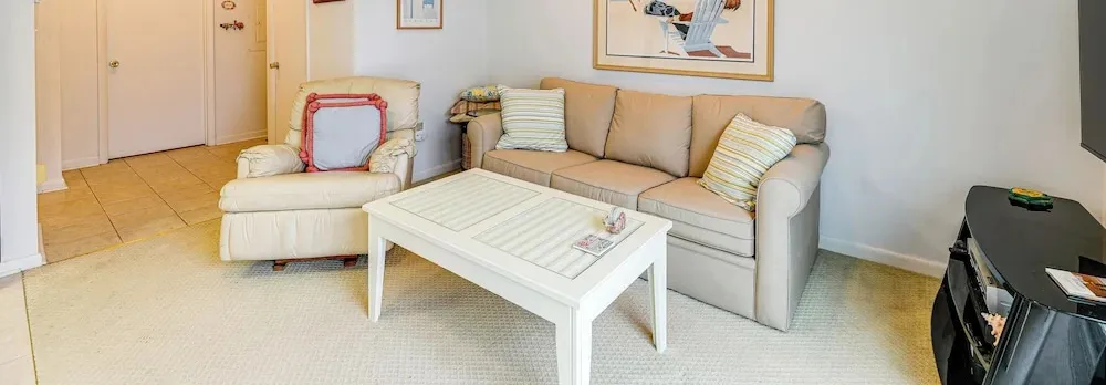 200 Feet to Beach: Inviting Condo in Ocean City!