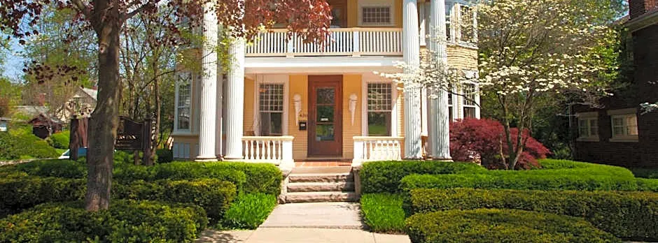 Showers Inn