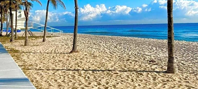 Little Paris by the ocean self check in