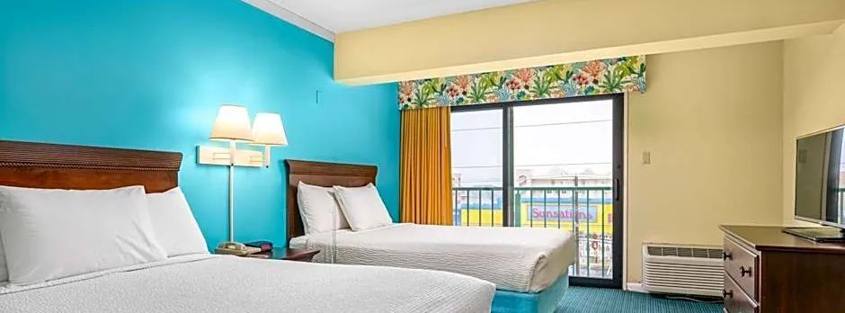 Cayman Suites Hotel