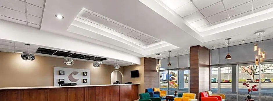 Comfort Inn & Suites Omaha Central