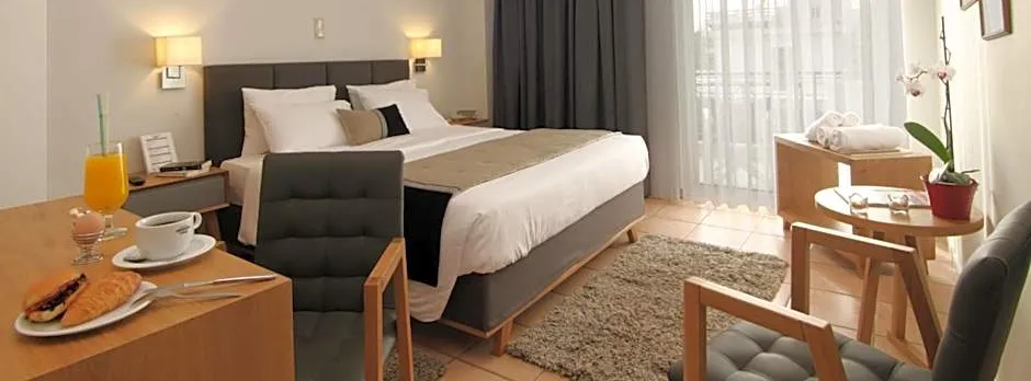 Green Hill Hotel
