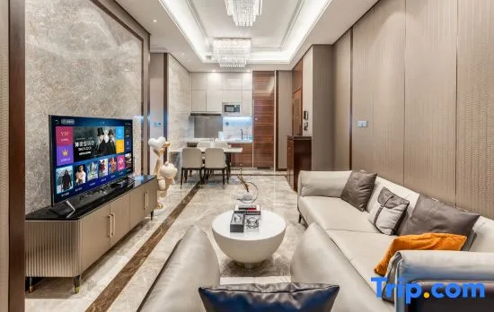 The Serene Riverside Suites Hotel (Chongqing Jiefangbei Hongyadong Branch)