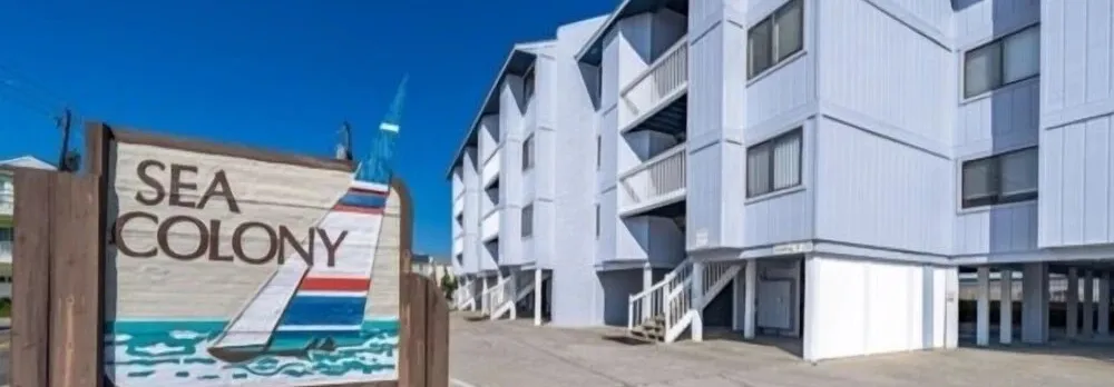 Conched Out - Feel The Ocean Breezes As You Relax On The Deck Overlooking The Lovely Carolina Beach Coastline 2 Bedroom Condo by RedAwning