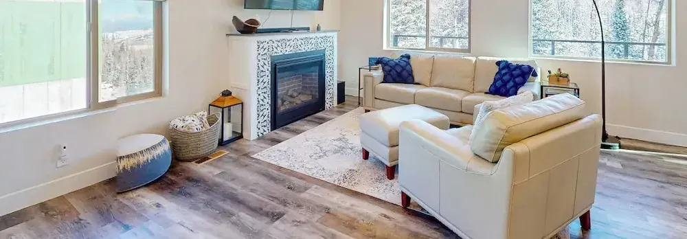 Mtn-view Home w/ Hot Tub & Fire Pit in Brian Head!