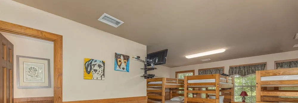 Magnolia Place 5 - Eight Bedroom Chalet
