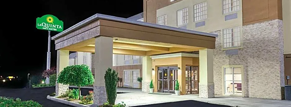 La Quinta Inn & Suites by Wyndham Knoxville North I-75