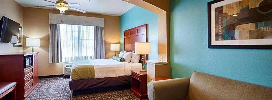 Best Western Plus Monahans Inn & Suites