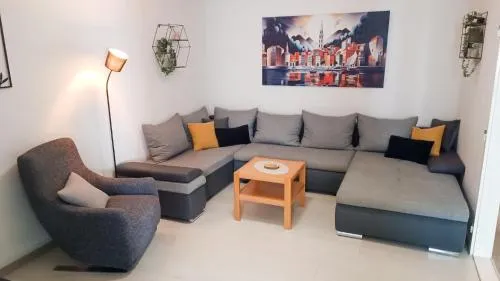 Apartment Dado
