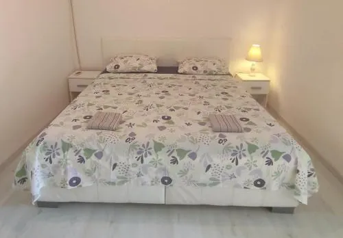 Adriana Downtown Guesthouse