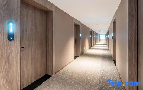 PALACE Hotel（Beijing Shunyi Ideal Automobile Base）