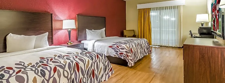 Red Roof Inn & Conference Center Wichita Airport