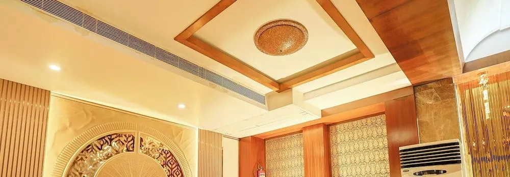 Hotel Silk City