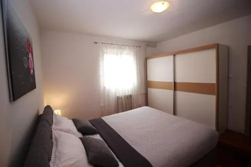 Apartment Zara