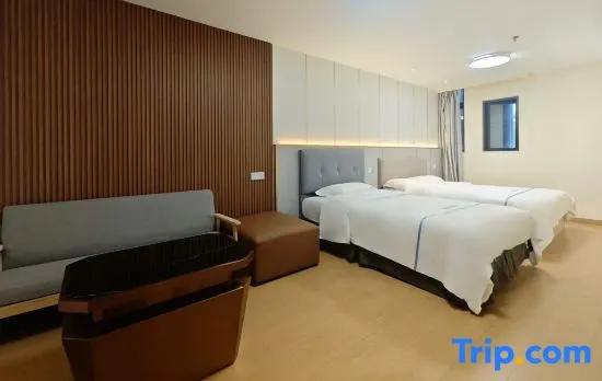 Longchen Apartments