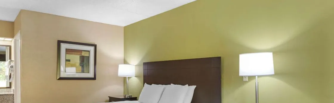 Surestay Hotel by Best Western Lenoir City