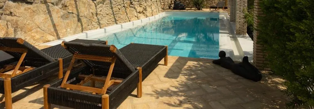 Baroness in Mykonos with 5 Bedrooms And 4 5 Bathrooms