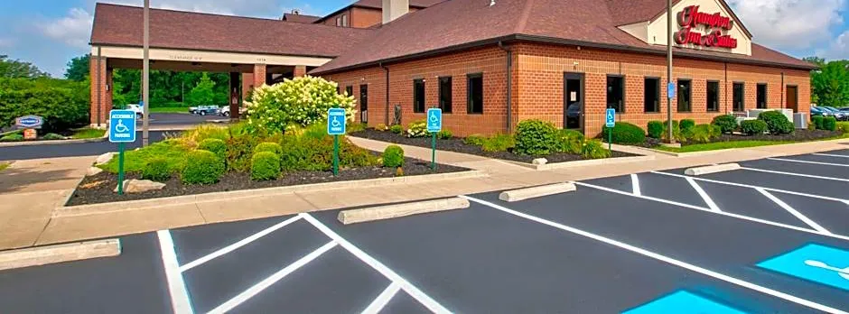 Hampton Inn & Suites Cleveland-Airport/Middleburg Heights