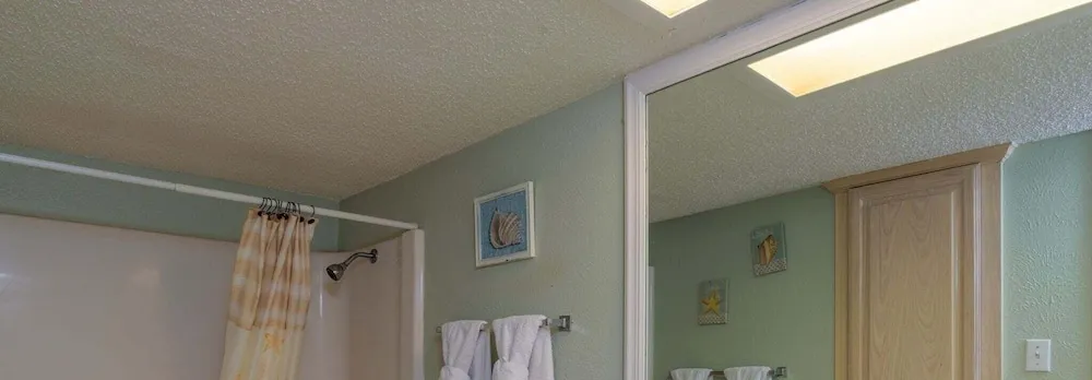Tiki 215 - Cozy 1br Condo With King Bed Sleeps 4 1 Bedroom Condo