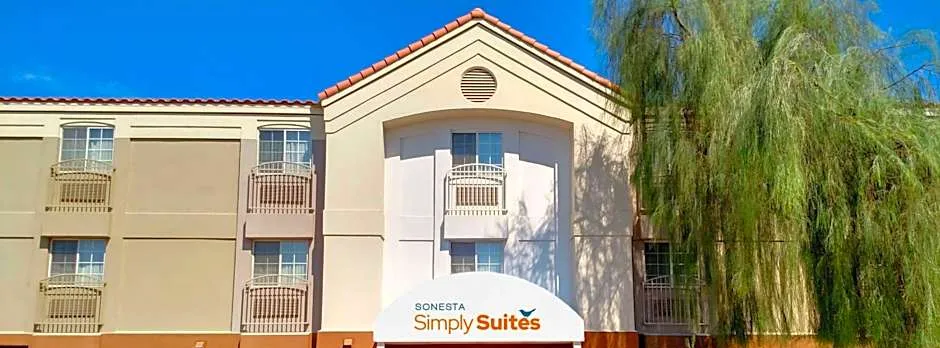 Sonesta Simply Suites Phoenix Tempe