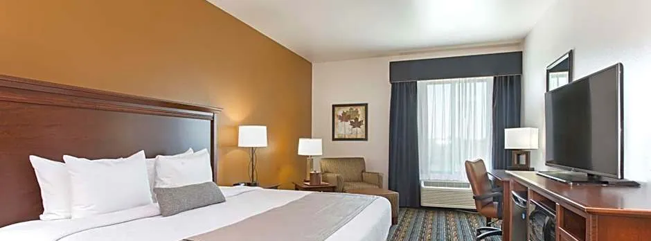 Best Western Plus Lincoln Inn & Suites