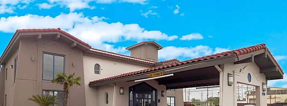 Studio 6 Beaumont, TX