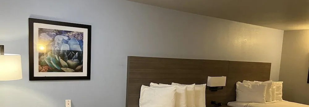 Garden Inn And Suites Hebbronville