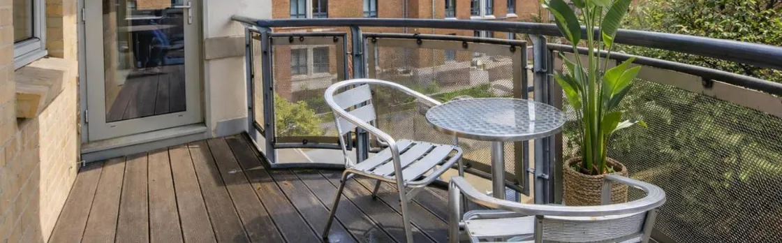 Dixon's Yard, City Centre - Free Parking