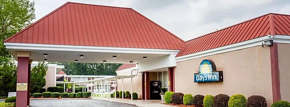 Days Inn by Wyndham Goldsboro