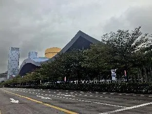 Lia Liya Hotel (Shenzhen Futian Port Fubao Subway Station)