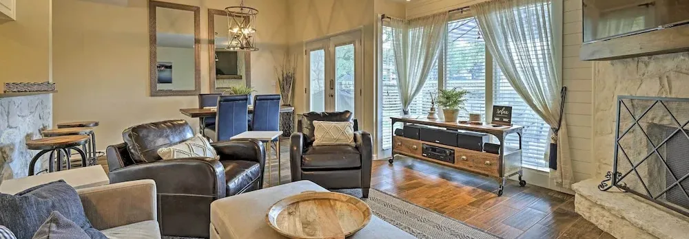 Modern Townhome w/ Patio, Next Door to Resort