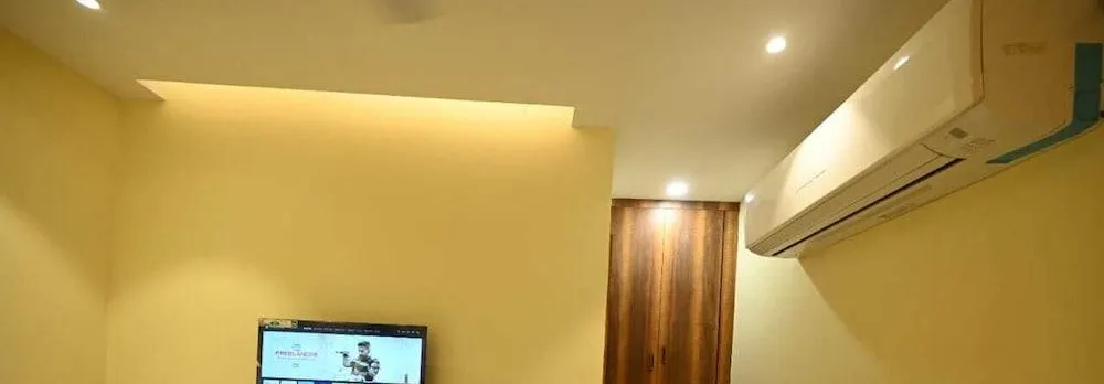 Hotel the Peace