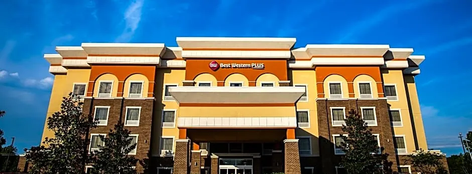 Best Western Plus Goodman Inn & Suites
