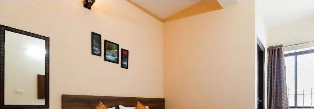 M K Grande by Oyo Rooms