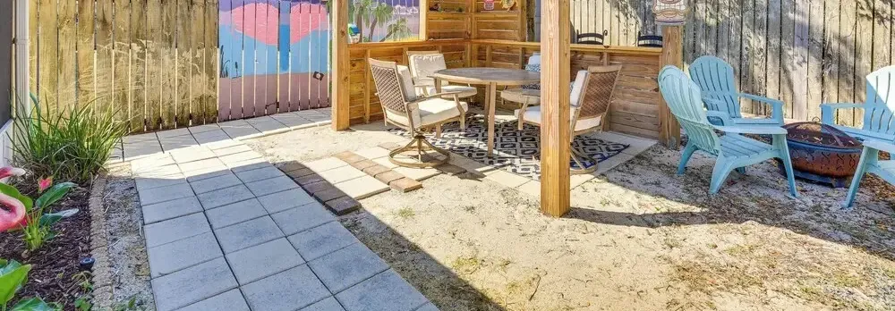Breezy PCB Vacation Rental w/ Lanai, Walk to Ocean